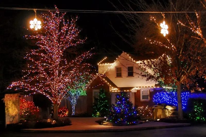 Holiday Lighting 18